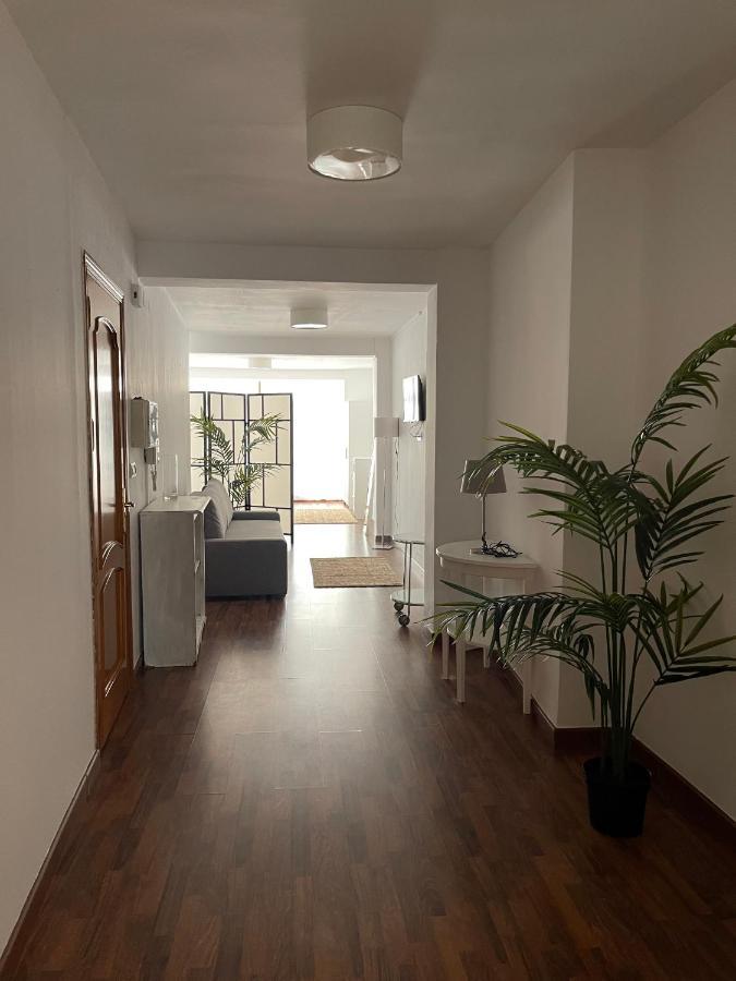 Irua Apartamentos รอนดา ภายนอก รูปภาพ