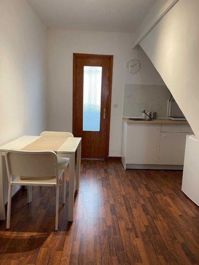 Irua Apartamentos รอนดา ภายนอก รูปภาพ
