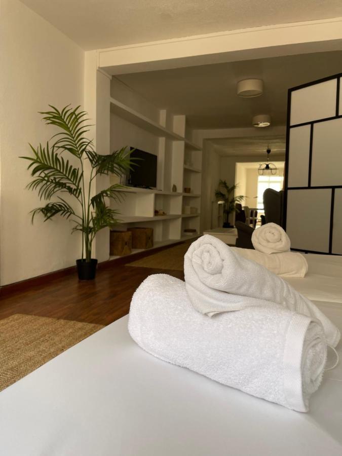 Irua Apartamentos รอนดา ภายนอก รูปภาพ