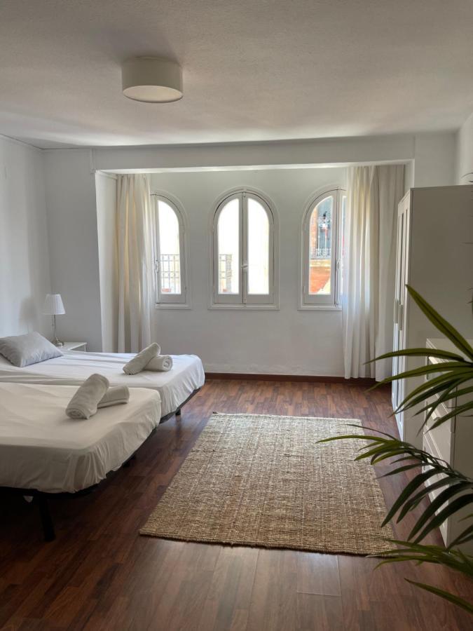 Irua Apartamentos รอนดา ภายนอก รูปภาพ